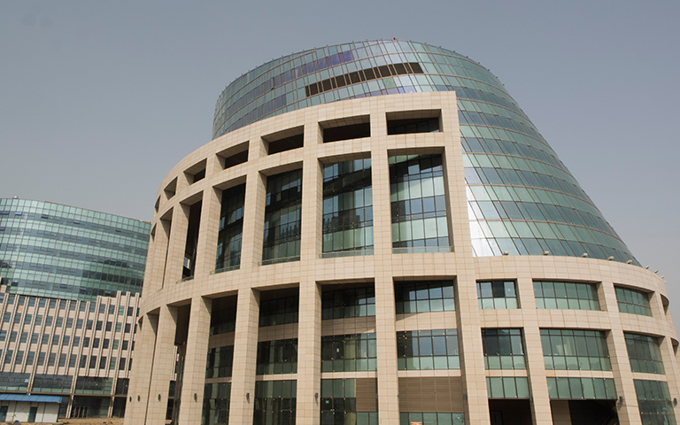 太原經(jīng)濟(jì)開發(fā)區(qū)高科技孵化基地防火門、防火卷簾